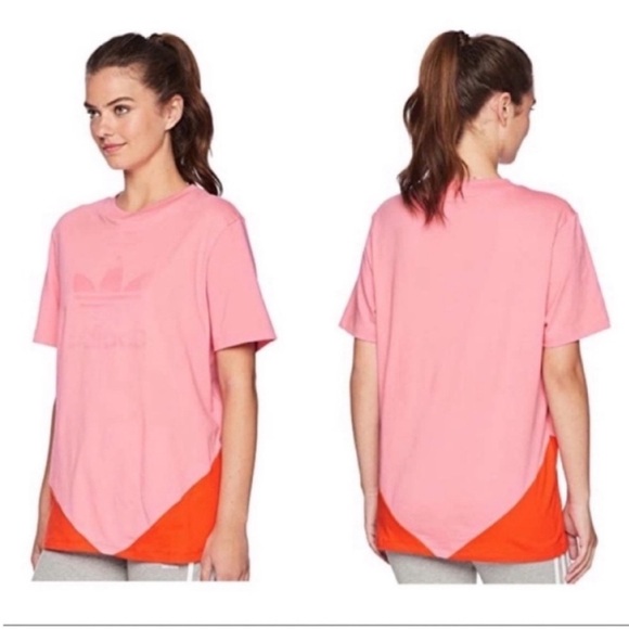 ❤️🔥FIRM PRICE❤️🔥 Adidas Original short sleeve tee - Picture 4 of 7